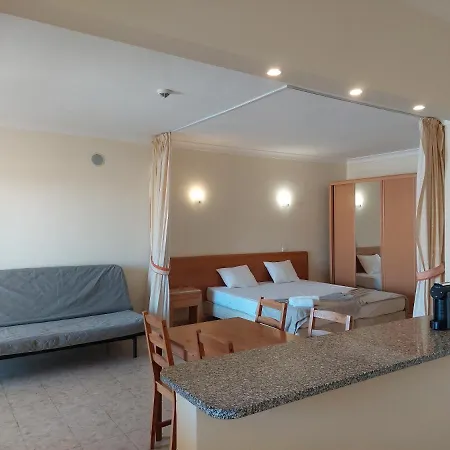 Alltravel Praia Mar Vi * 波尔蒂芒